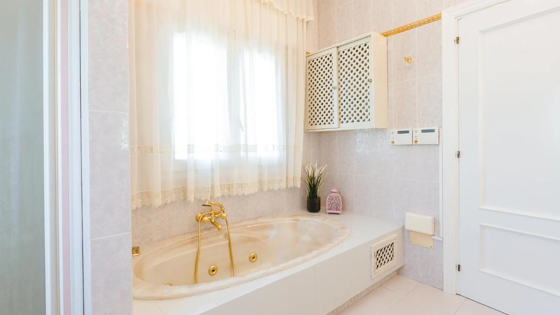 Villa Galemar Pool & Gardens Torremolinos