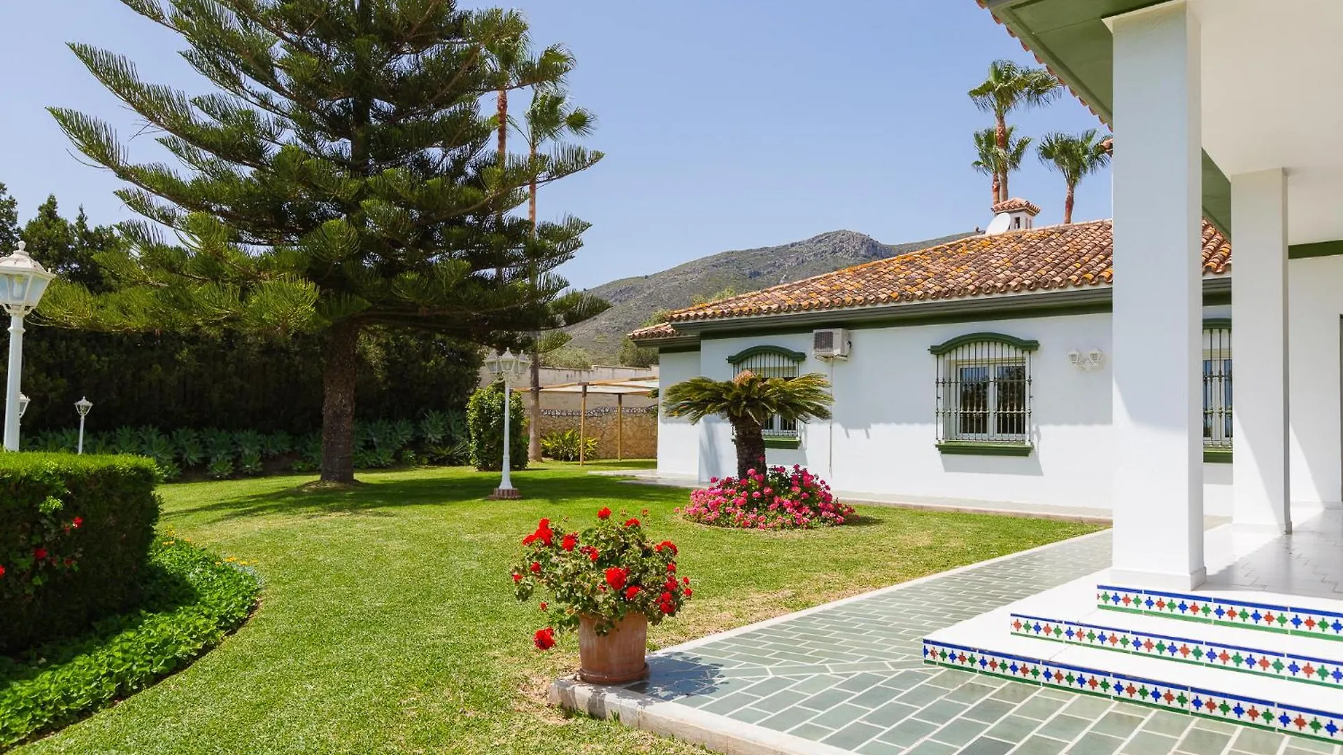 Villa Galemar Pool & Gardens Torremolinos